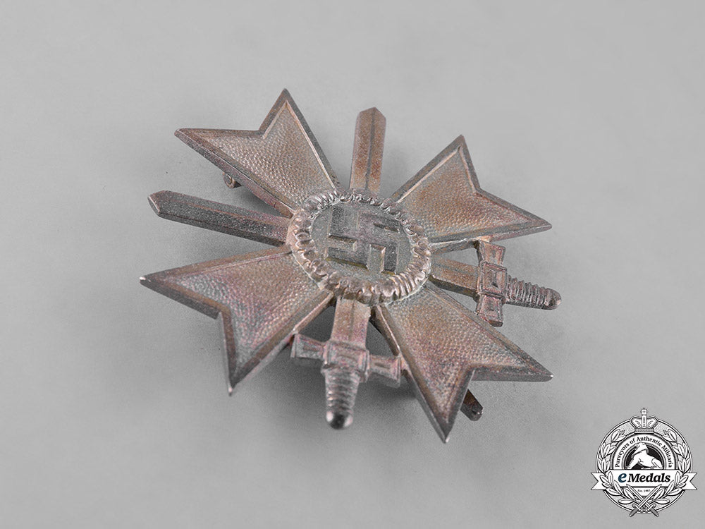 germany,_wehrmacht._a_cased_war_merit_cross,_i_class_with_swords,_by_deschler&_sohn_m182_6831