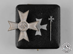 Germany, Wehrmacht. A Cased War Merit Cross, I Class With Miniature, By Deschler & Sohn
