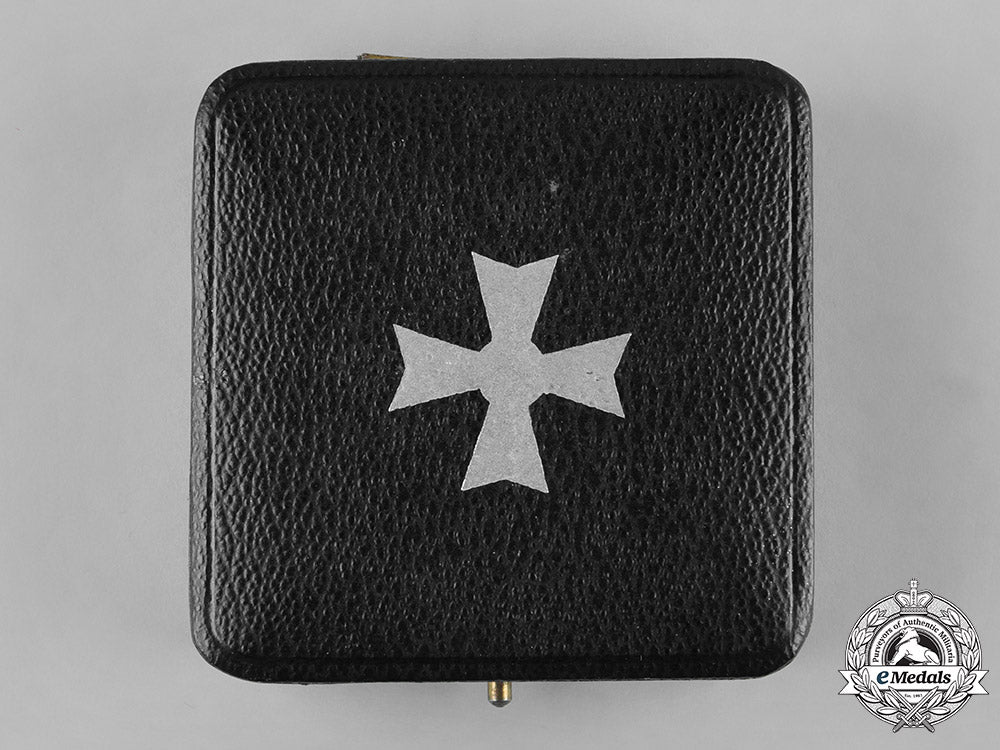 germany,_wehrmacht._a_cased_war_merit_cross,_i_class_with_miniature,_by_deschler&_sohn_m182_6849