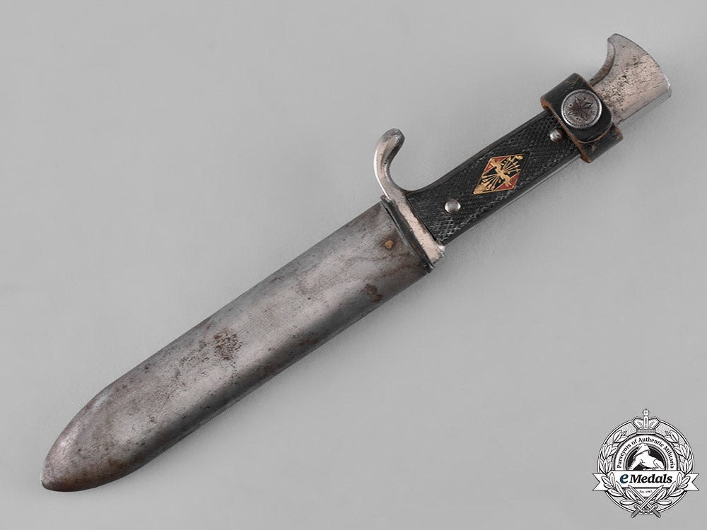 spain,_civil_war._a_franquist_falange_youth_knife_with_belt&_buckle,_c.1936_m182_7118_1_1