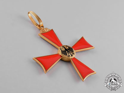 germany,_republic._an_order_of_merit_of_the_federal_republic,_grand_cross_set,_c.1955_m18_0039