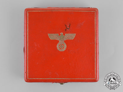 germany._an_order_of_the_german_eagle_second_class_with_swords_by_gebrüder_godet&_co._m18_4094