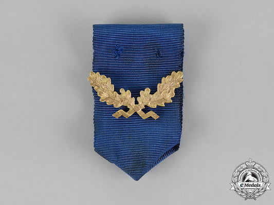 germany._a_set_of_oak_leaves_for_a_wehrmacht40-_year_long_service_cross_m18_4116