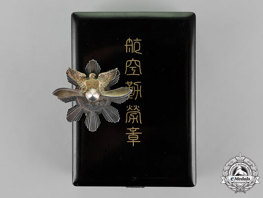 japan,_imperial._a_scarce_air_force_excellence_badge,_c.1941_m18_4222_1_1_1_1_1_1_1