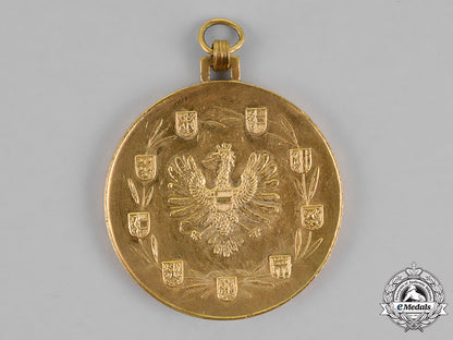 austria,_first_republic._a_large_gold_merit_medal,_c.1932_m18_4453