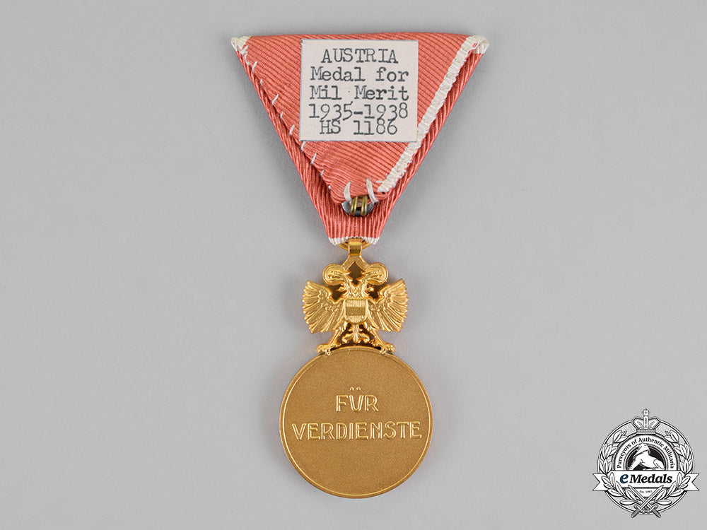 austria,_first_republic._a_military_merit_medal,_c.1935_m18_4476_1_1_1_1_1_1_1_1_1_1_1_1
