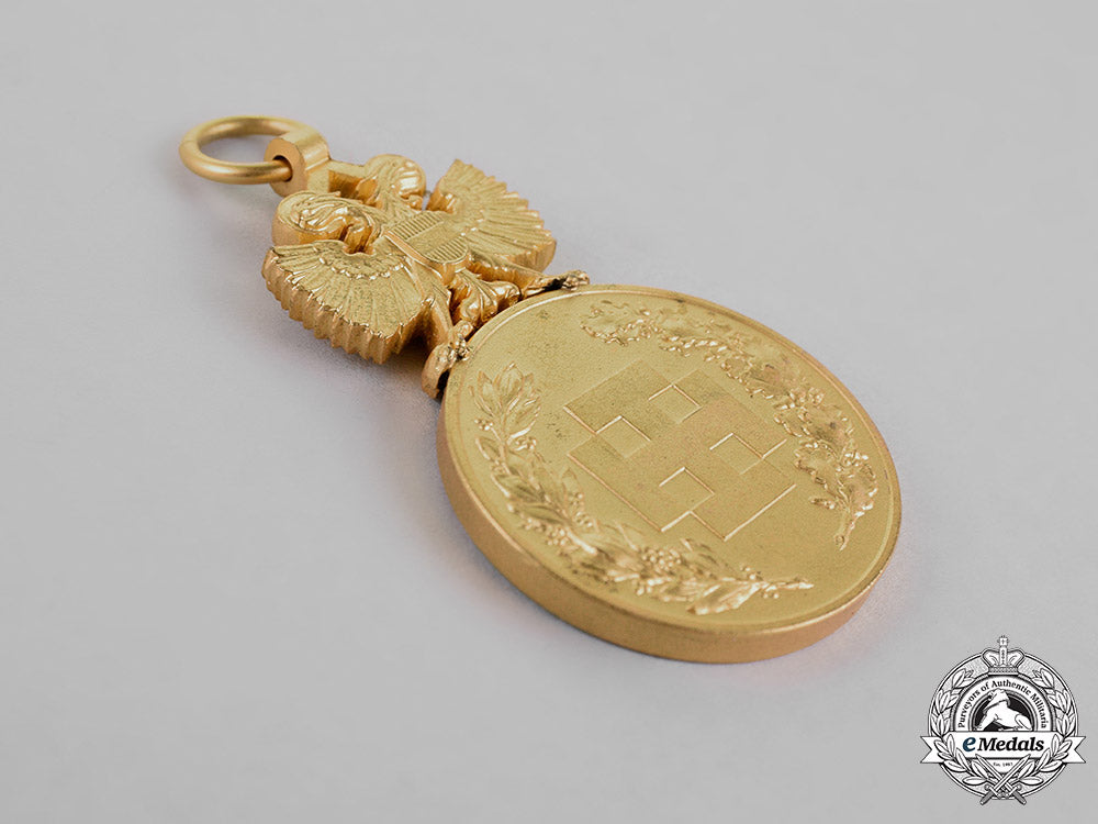 austria,_first_republic._a_military_merit_medal,_c.1935_m18_4479_1_1_1_1_1_1_1_1_1_1_1_1