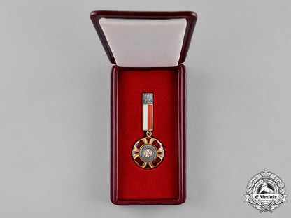 poland(_people's_republic)._medal_of_merit_for_polish_culture,_cased_m18_4785