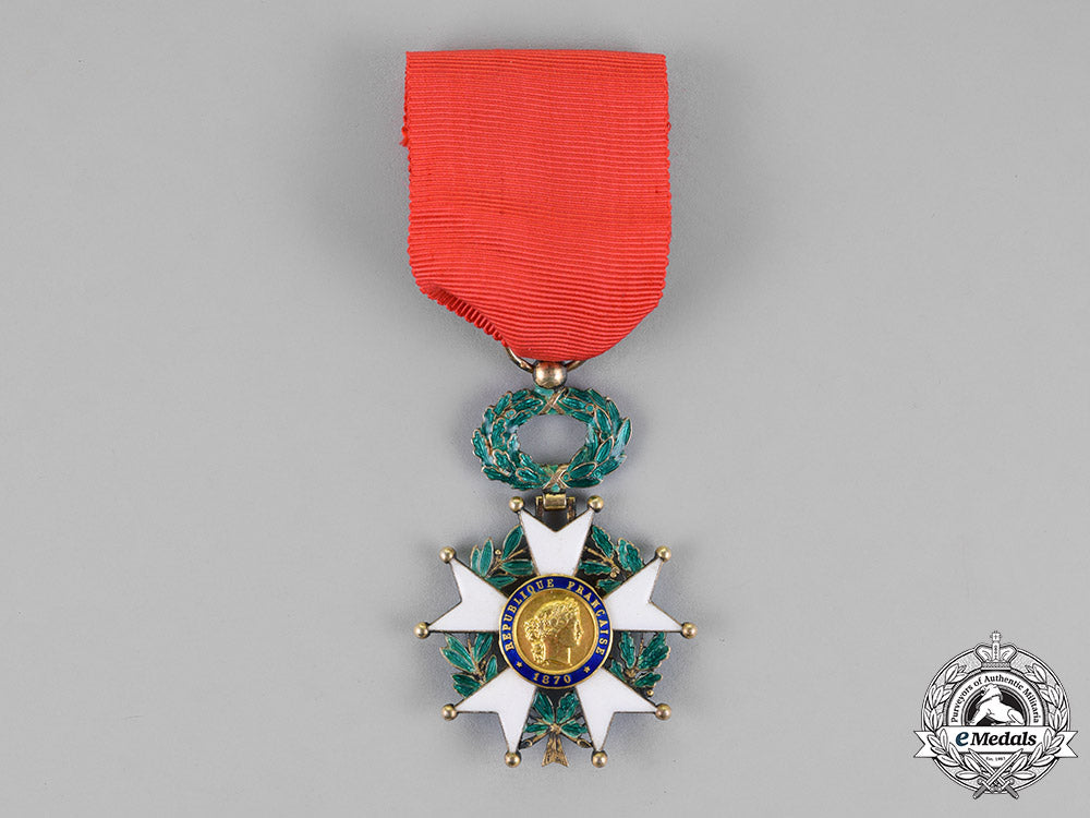 france,_third_republic._a_légion_d'honneur,_chevalier,_c.1946_m18_4979