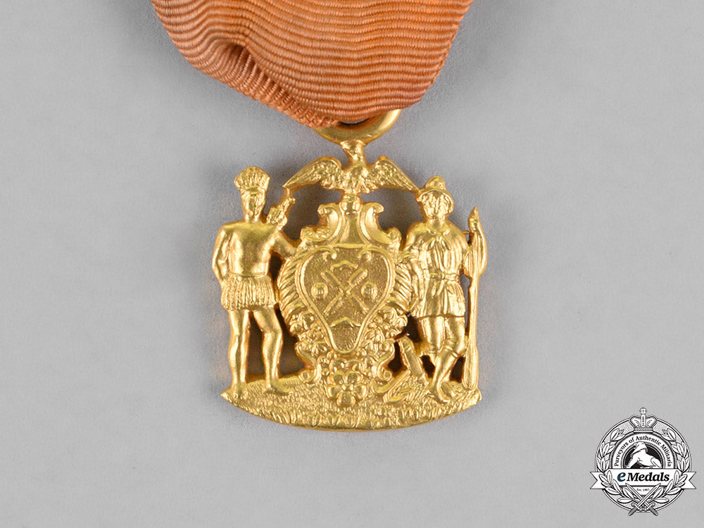 united_states._a_saint_nicholas_society_of_the_city_of_new_york_membership_badge,_c.1908_m18_4994