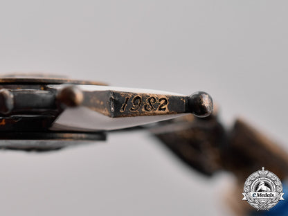 united_states._a_national_society_of_the_sons_of_the_american_revolution_membership_badge,_c.1895_m18_5014