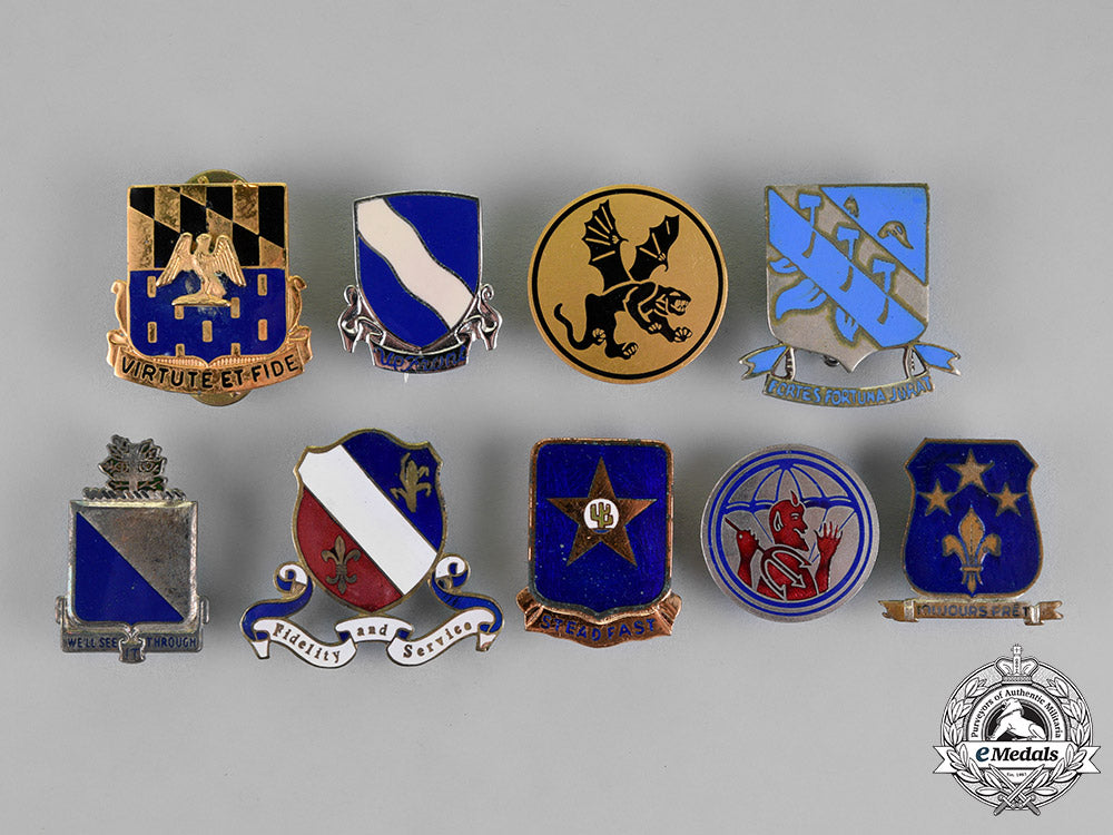 united_states._a_lot_of_forty-_nine_infantry_insignia_badges_m18_5180