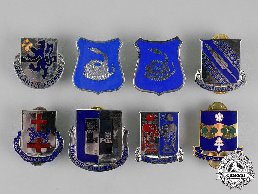 united_states._a_lot_of_forty-_nine_infantry_insignia_badges_m18_5182