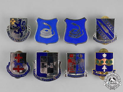 united_states._a_lot_of_forty-_nine_infantry_insignia_badges_m18_5182