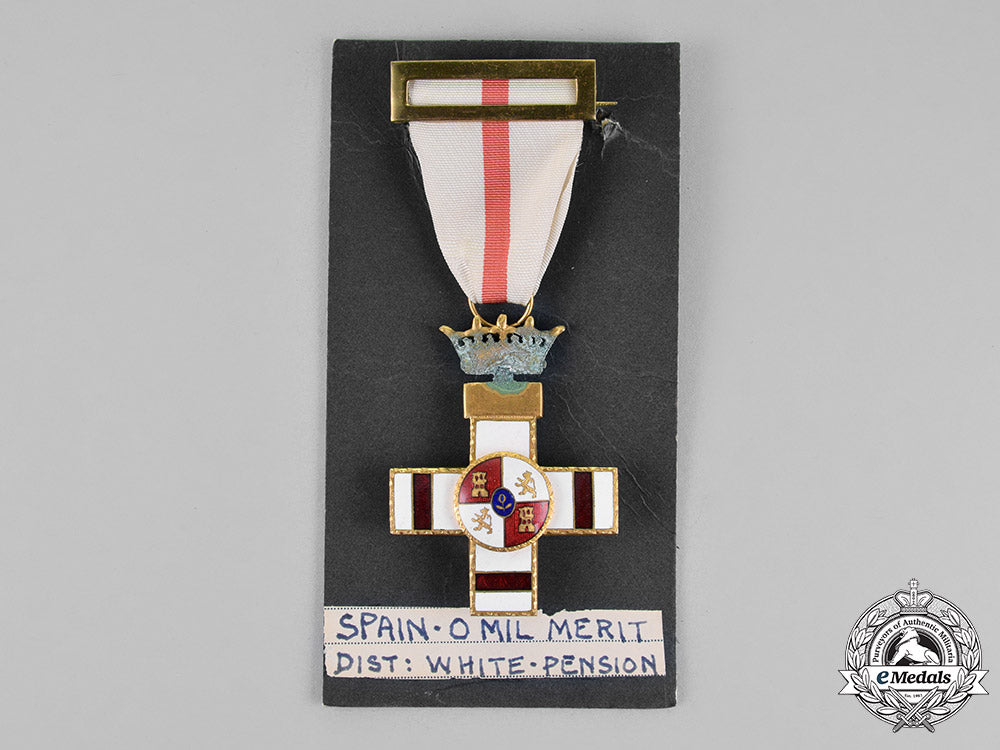 spain,_franco_period._an_order_of_military_merit,_white_distinction_pension,1_st_class_cross,_c.1950_m18_5328_1_1_1