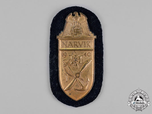 germany._a_kriegsmarine_issue_narvik_shield_m18_5396