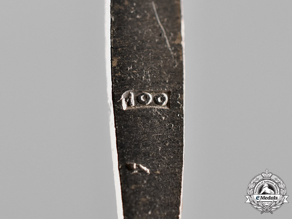 germany._an_eastern_people’s_bravery_decoration,_first_class_silver_grade,_by_r._wächtler&_lange_m18_5604
