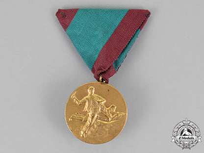 international._a_lot_of_twenty-_five_badges,_insignia,&_awards_m18_5627