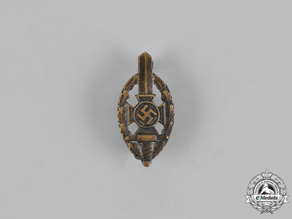 germany._a_lot_of_second_war_german_veteran’s_association_insignia_m18_5700