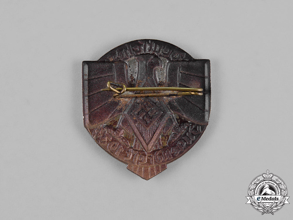 germany._a_lot_of_badges&_awards_m18_5725