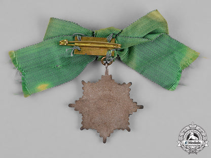 germany._a_lot_of_first_and_second_war_period_insignia_m18_5737