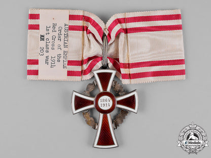 austria,_empire._an_honour_decoration_of_the_red_cross,_first_class_with_war_decoration,_c.1914_m18_5800