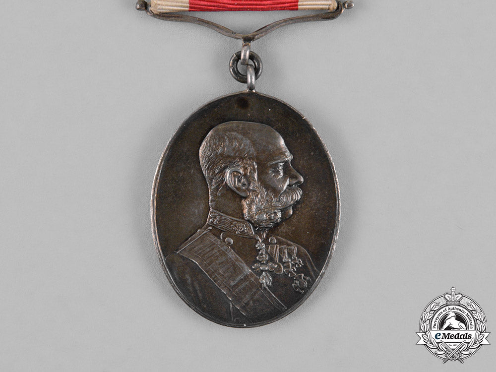 austria,_imperial._a_court_official’s_medal,_silver_grade_for_court_officials,_c.1898_m18_5856