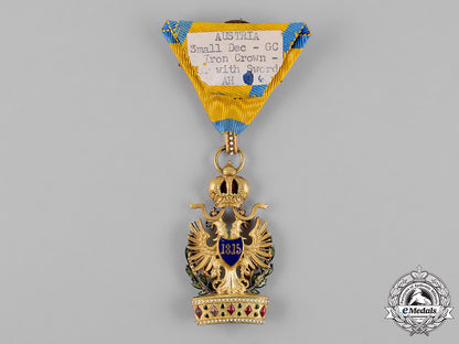 austria,_empire._an_order_of_the_iron_crown,_third_class_with_grand_cross_small_decoration,_c.1916_m18_6044