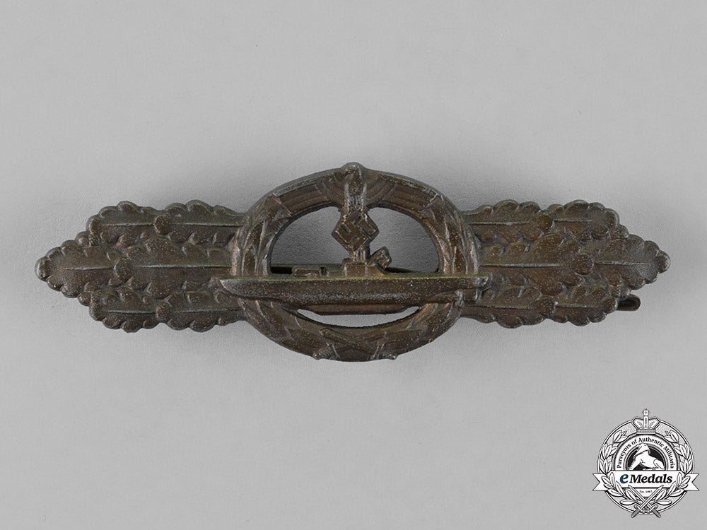 germany,_kriegsmarine._a_submarine_front_clasp,_bronze_grade,_by_schwerin_of_berlin_m18_6167