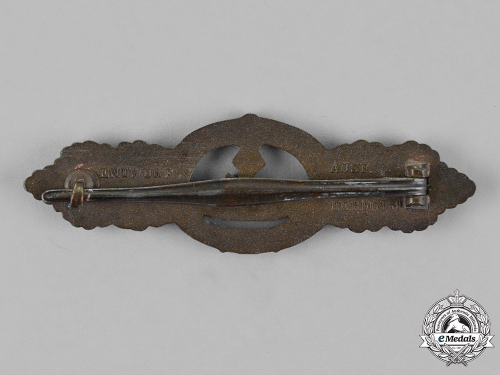 germany,_kriegsmarine._a_submarine_front_clasp,_bronze_grade,_by_schwerin_of_berlin_m18_6168