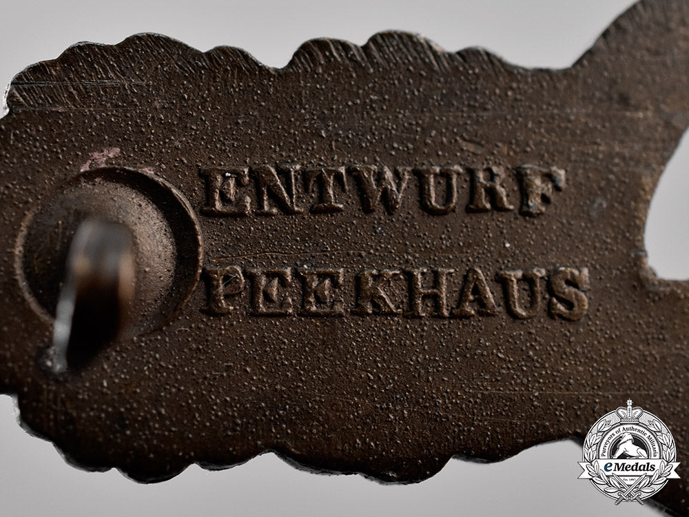 germany,_kriegsmarine._a_submarine_front_clasp,_bronze_grade,_by_schwerin_of_berlin_m18_6169