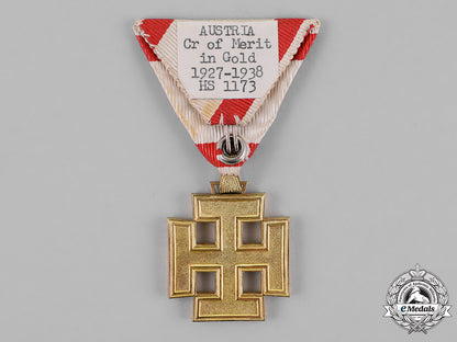 austria,_republic._an_austrian_merit_order,_gold_merit_cross,_c.1936_m18_6498