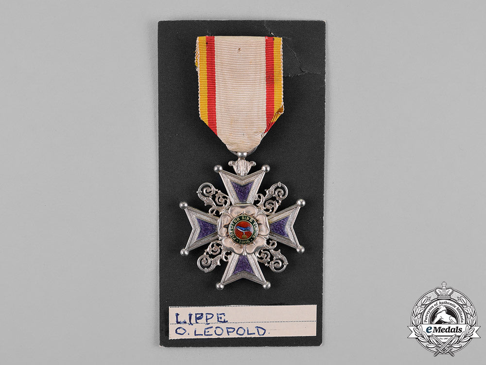lippe,_principality._a_leopold_order,_third_class_knight,_c.1917_m18_6673_1_1_1