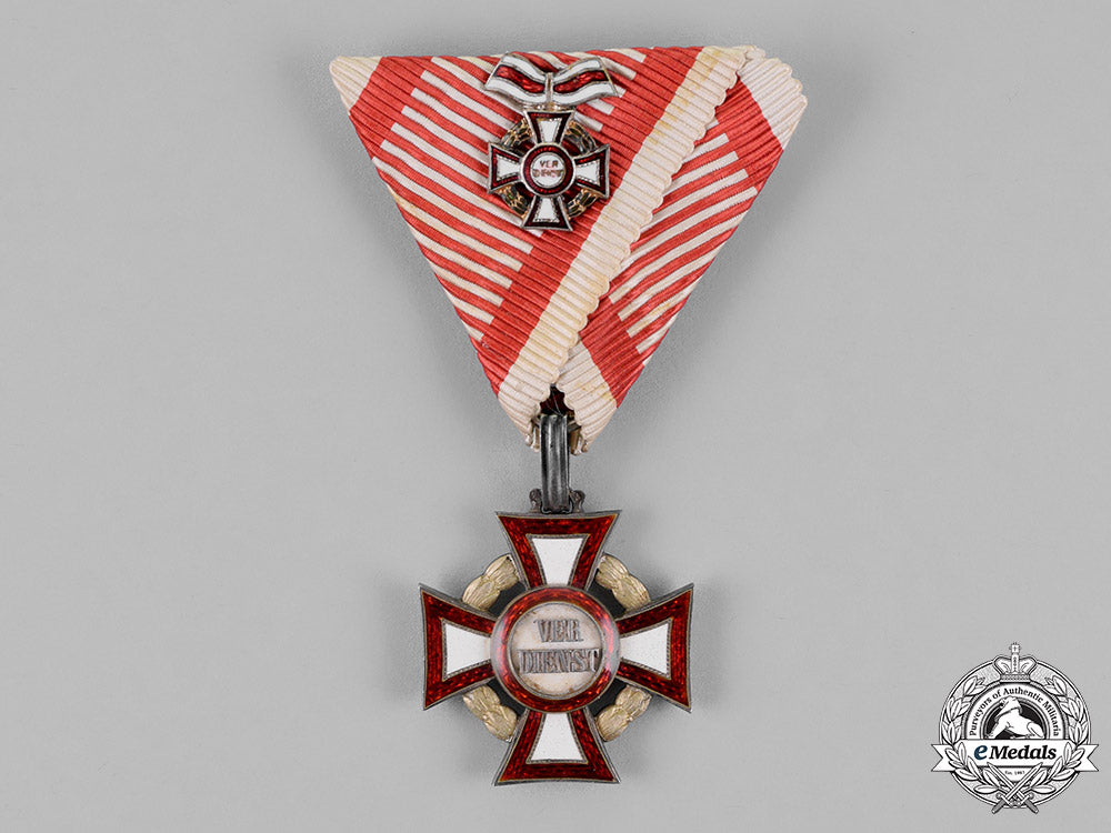 austria,_empire._a_military_merit_cross,_third_class_with_small_decoration,_c.1917_m18_6681