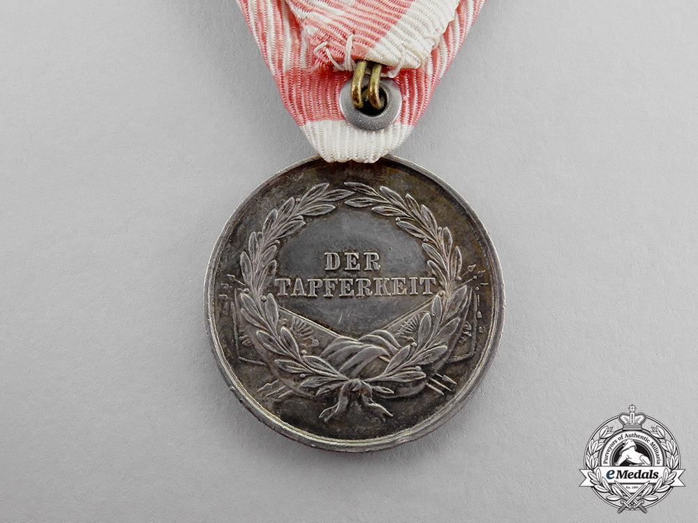 austria,_empire._a_bravery_medal,_second_class,_c.1860_m18_6805