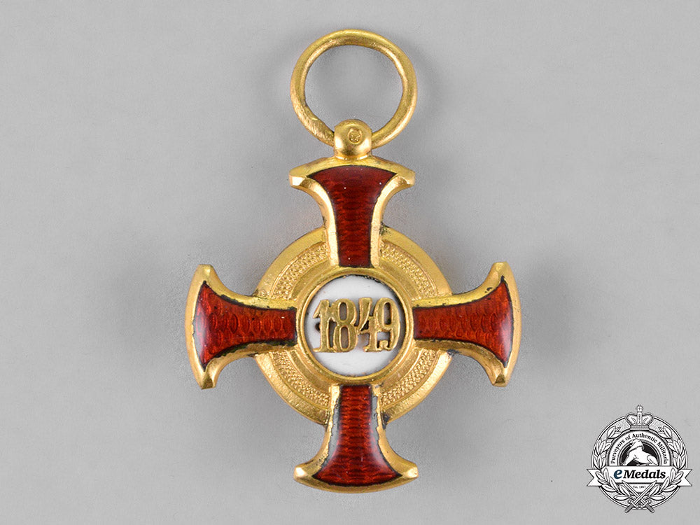 austria,_empire._a_golden_cross_of_merit,_second_class,_by_wilhelm_kunz,_c.1870_m18_6869_1_1