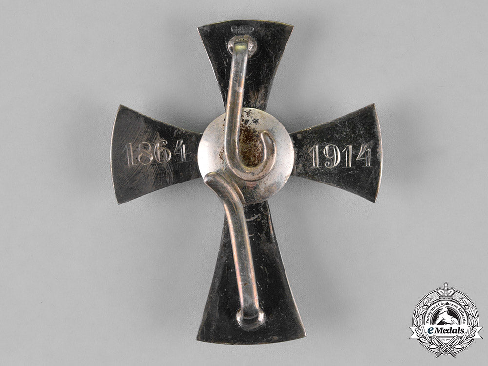 austria,_empire._an_honour_decoration_of_the_red_cross,_officer_cross,_by_g.a._schied,_c.1910_m18_6876