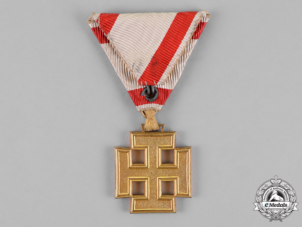austria,_republic._an_order_of_merit,_gold_cross,_c.1936_m18_7068