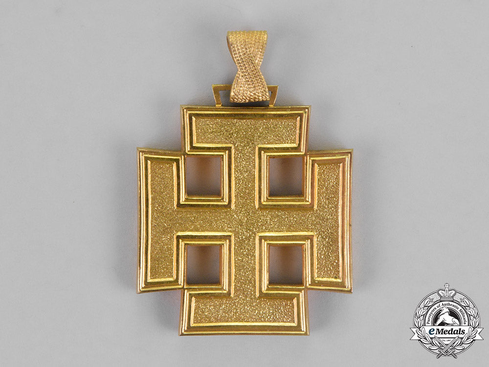austria,_republic._an_order_of_merit,_gold_cross,_c.1936_m18_7069