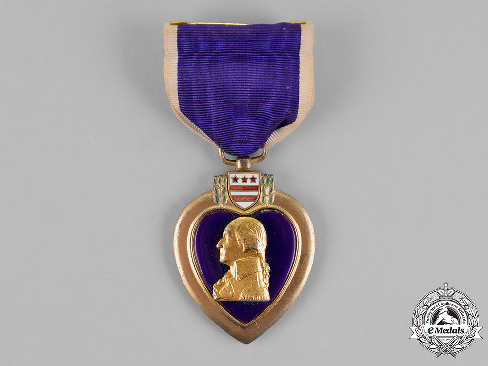 united_states._a_purple_heart,_to_seaman1_st_class_kyrklund,_usnr,_kia_during_japanese_attack_on_uss_franklin,1945_m18_7162