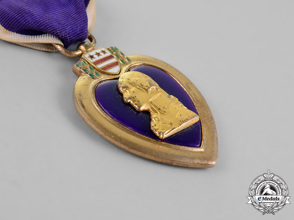 united_states._a_purple_heart,_to_seaman1_st_class_kyrklund,_usnr,_kia_during_japanese_attack_on_uss_franklin,1945_m18_7165