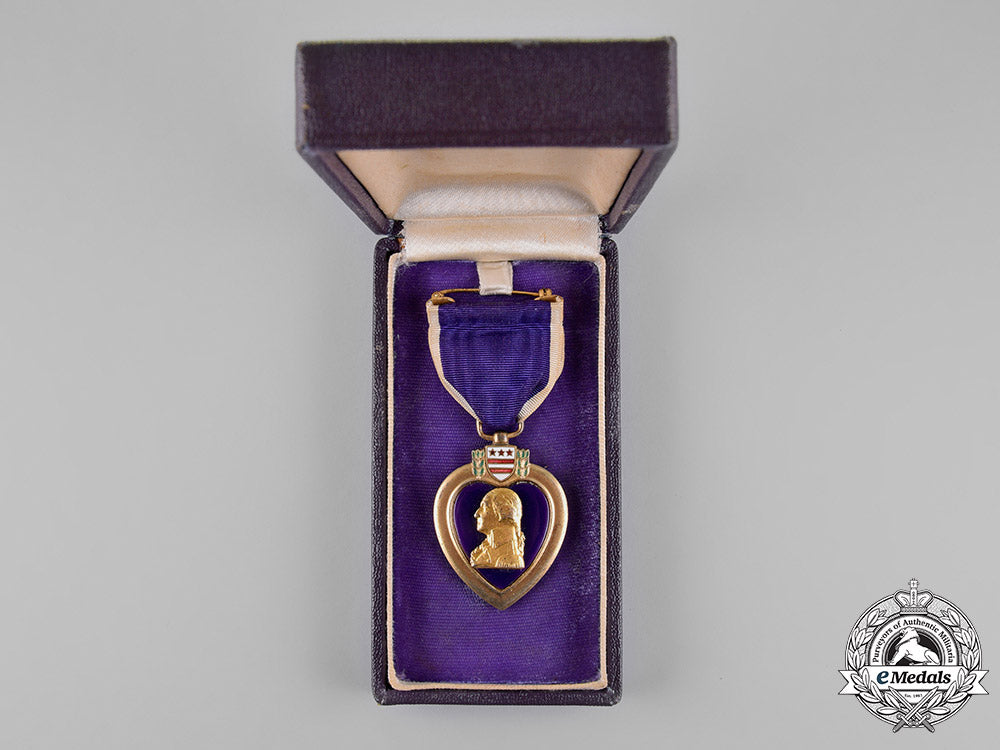 united_states._a_purple_heart,_to_seaman1_st_class_kyrklund,_usnr,_kia_during_japanese_attack_on_uss_franklin,1945_m18_7166