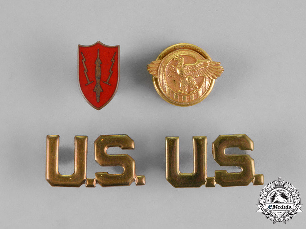 united_states._a_legion_of_merit,_legionnaire_grade_group,_to_lieutenant_colonel_leclair,_jr.,_artillery,_united_states_army_m18_7179