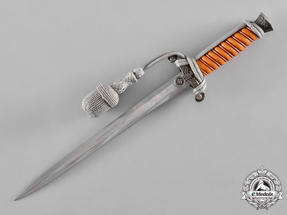 germany,_wehrmacht._a_officer’s_dagger_by_eickhorn_of_solingen_m18_7343