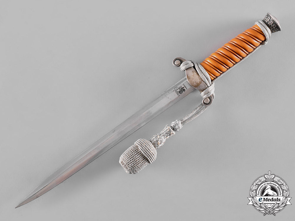 germany,_wehrmacht._a_officer’s_dagger_by_eickhorn_of_solingen_m18_7344