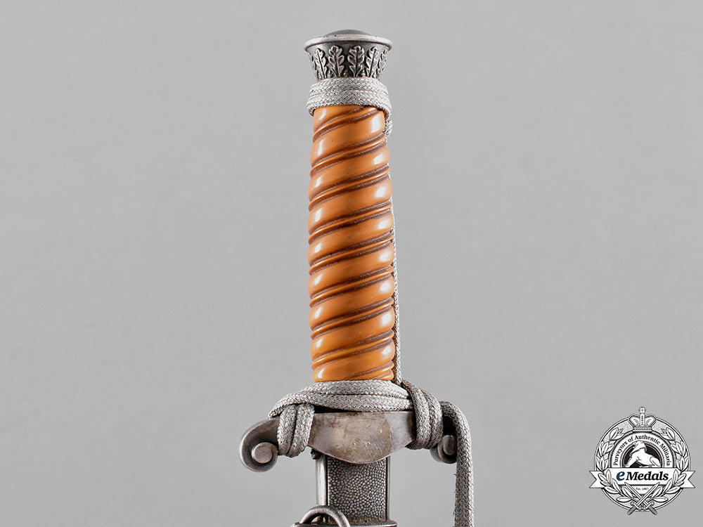 germany,_wehrmacht._a_officer’s_dagger_by_eickhorn_of_solingen_m18_7346