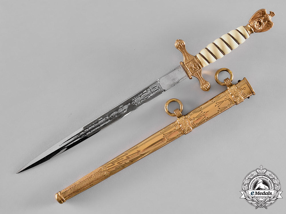 germany,_kriegsmarine._an_officer’s_dagger_by_eikhorn_of_solingen_m18_7361