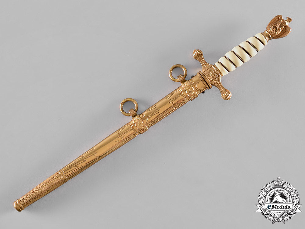 germany,_kriegsmarine._an_officer’s_dagger_by_eikhorn_of_solingen_m18_7362