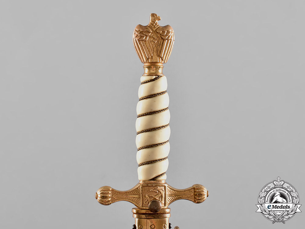 germany,_kriegsmarine._an_officer’s_dagger_by_eikhorn_of_solingen_m18_7366