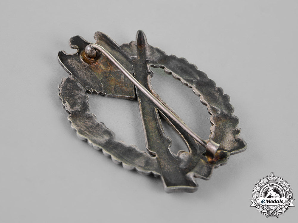 germany,_wehrmacht._an_infantry_assault_badge,_by_josef_feix_und_söhne_m18_7421_1